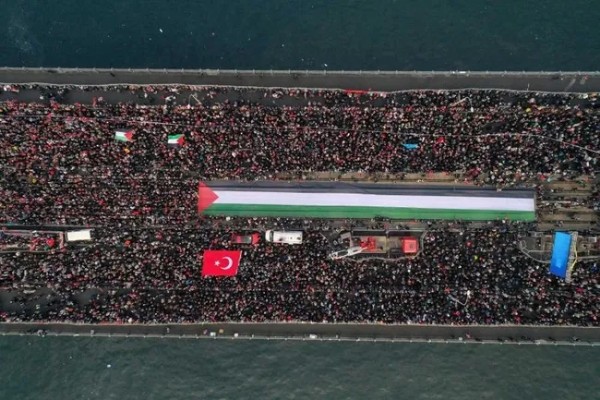 Türkiye Gazze için tek yürek! 1 Ocak’ta Galata Köprüsü’nde Filistin için büyük yürüyüş!